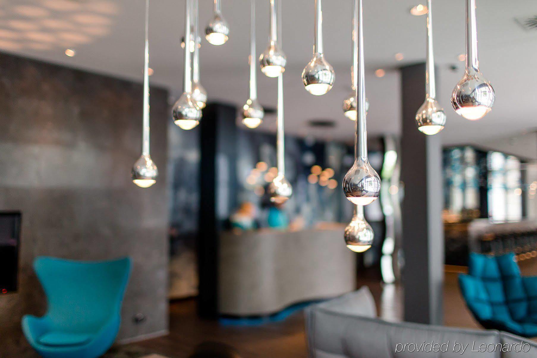 Motel One Stuttgart-Bad Cannstatt ภายนอก รูปภาพ