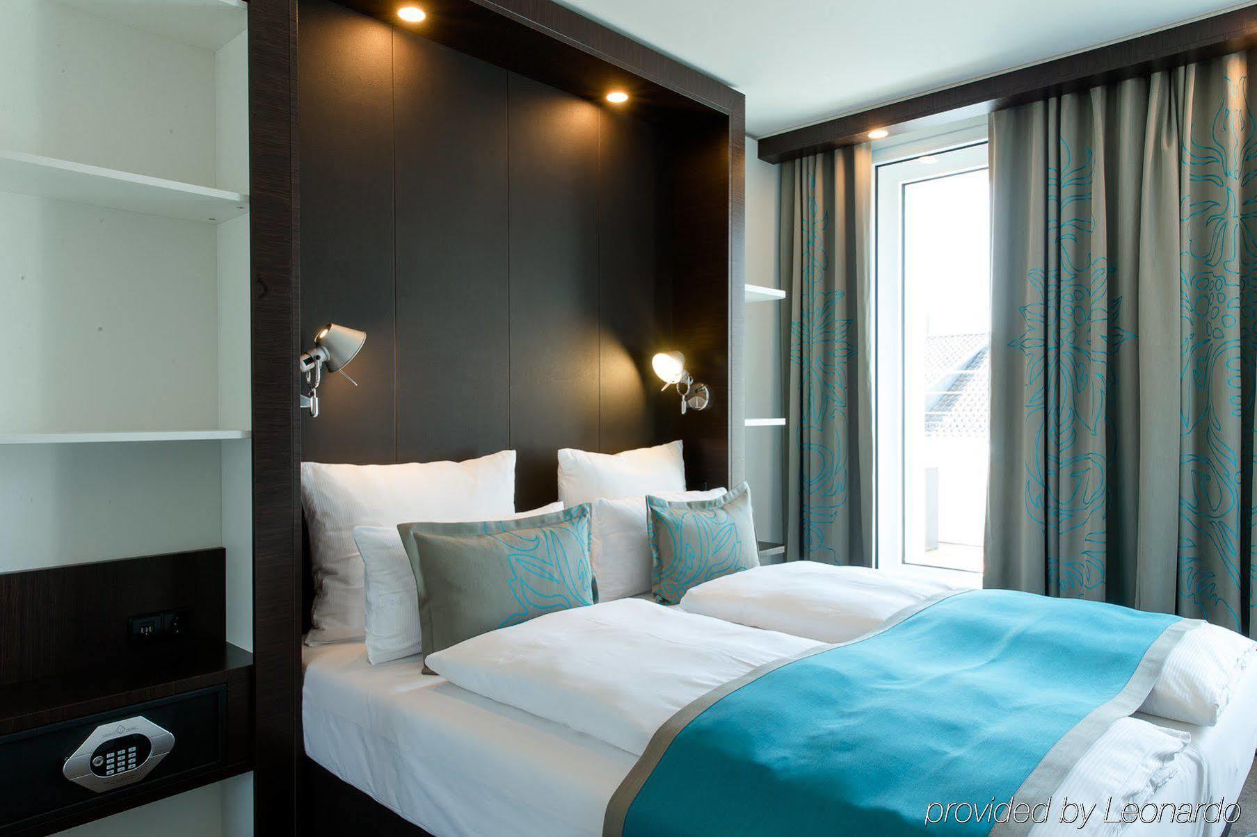 Motel One Stuttgart-Bad Cannstatt ภายนอก รูปภาพ