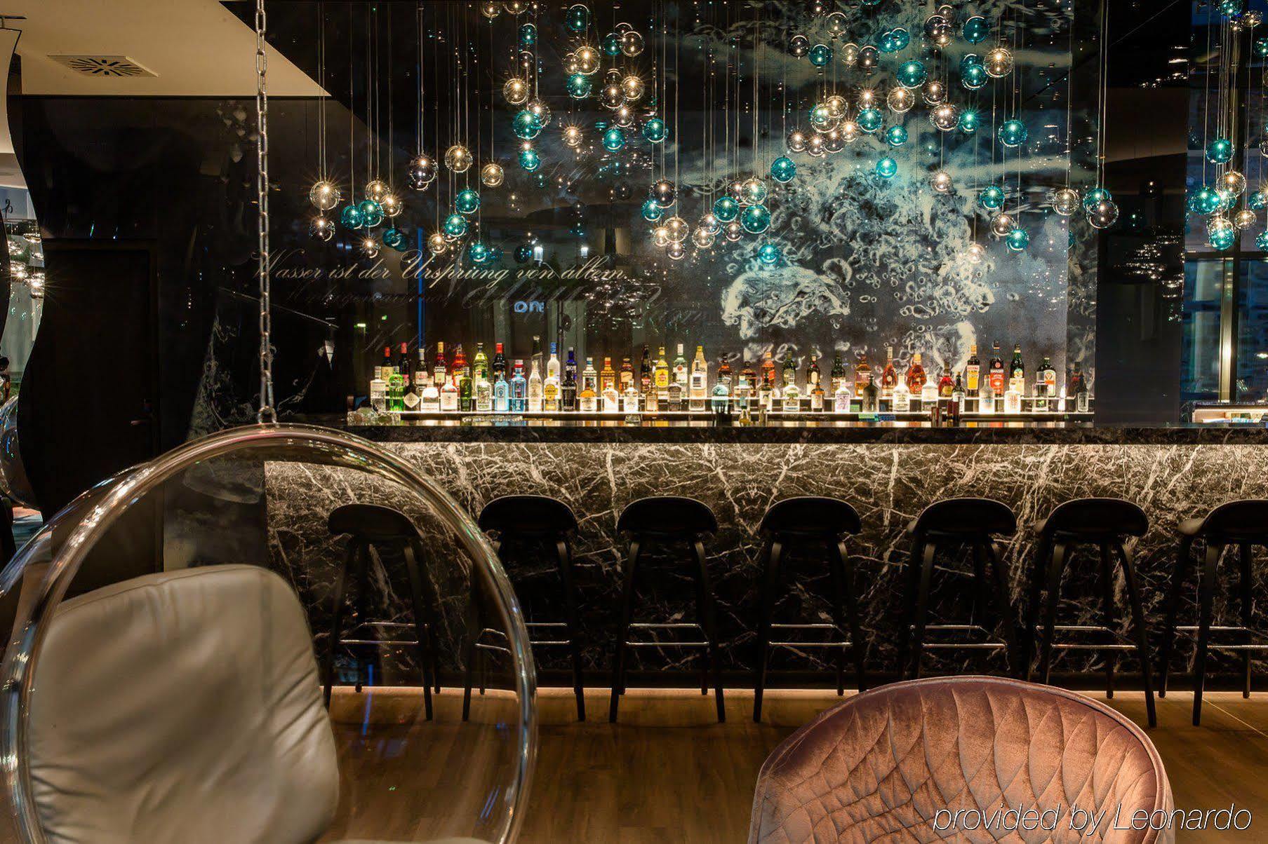 Motel One Stuttgart-Bad Cannstatt ภายนอก รูปภาพ