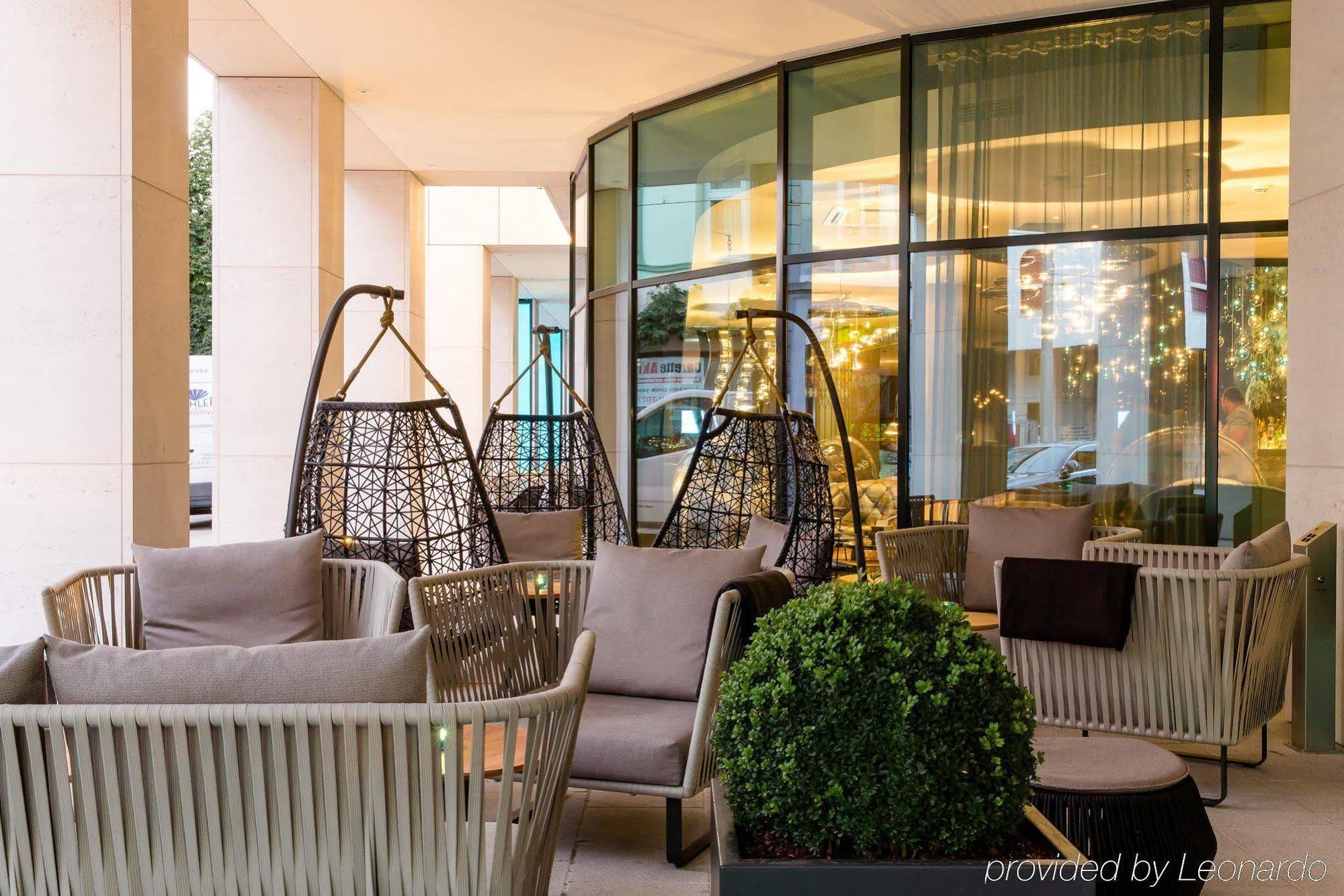 Motel One Stuttgart-Bad Cannstatt ภายนอก รูปภาพ